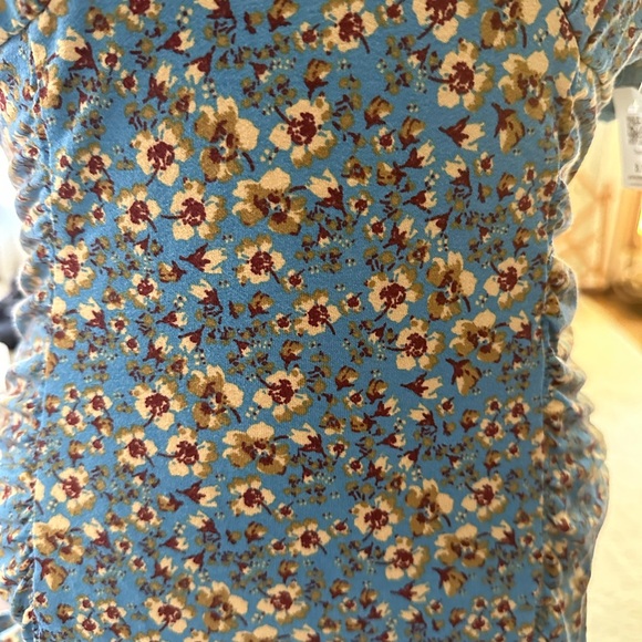 Free People Blue Floral Keyhole Back Dress With Lace. Size Medium - Picture 7 of 13